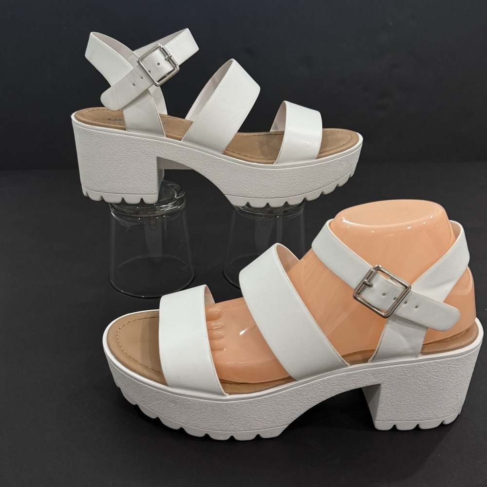 Y2K Lug Sole White Chunky Platform Heel Sandal Shoe Women US 10 Strappy Monolith